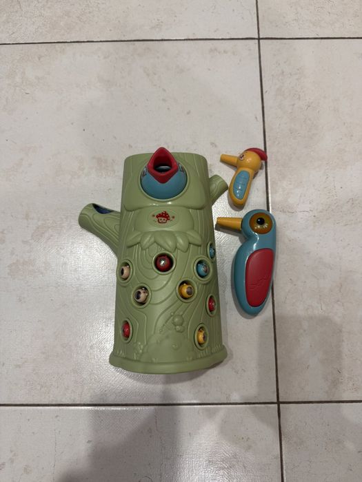 Лот іграшок для дітей