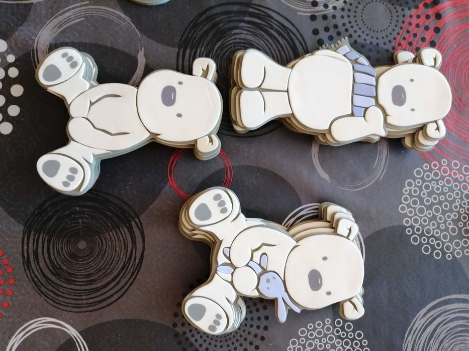 Decoração mural infantil com ursinhos bege e malva (44 peças)