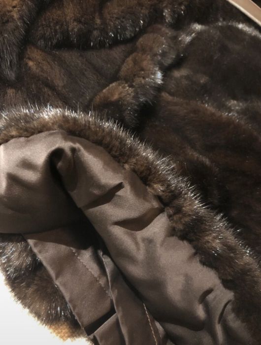 Casaco de vison ‘BLACKGLAMA’  com bolsas laterais tmn  40