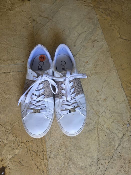 Buty snakersy białe