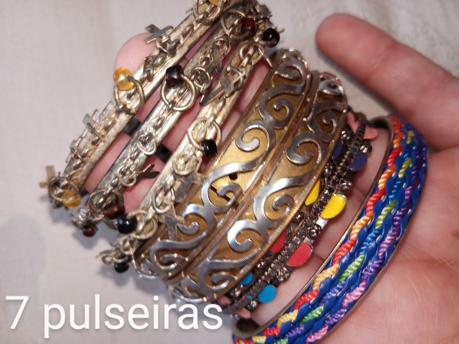 Acessórios: 2 lotes pulseiras