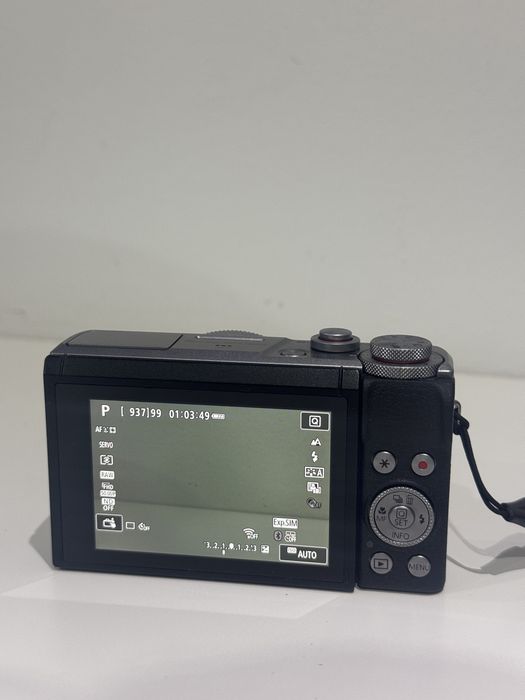 Canon g7x mark iii como nova