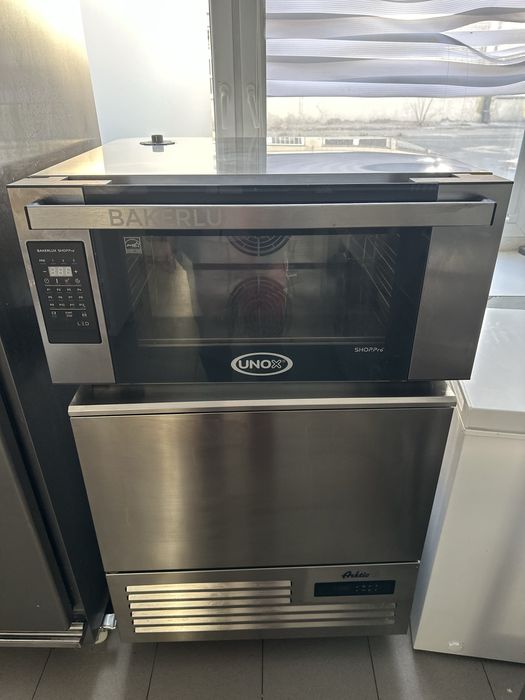 Piec konwekcyjny z wilgotnoscia BAKERLUX SHOP.Pro™ LED