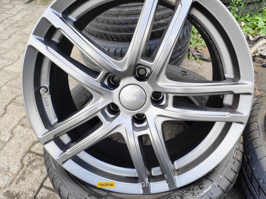 Felgi aluminiowe DEZENT 7.5JX18 5X108