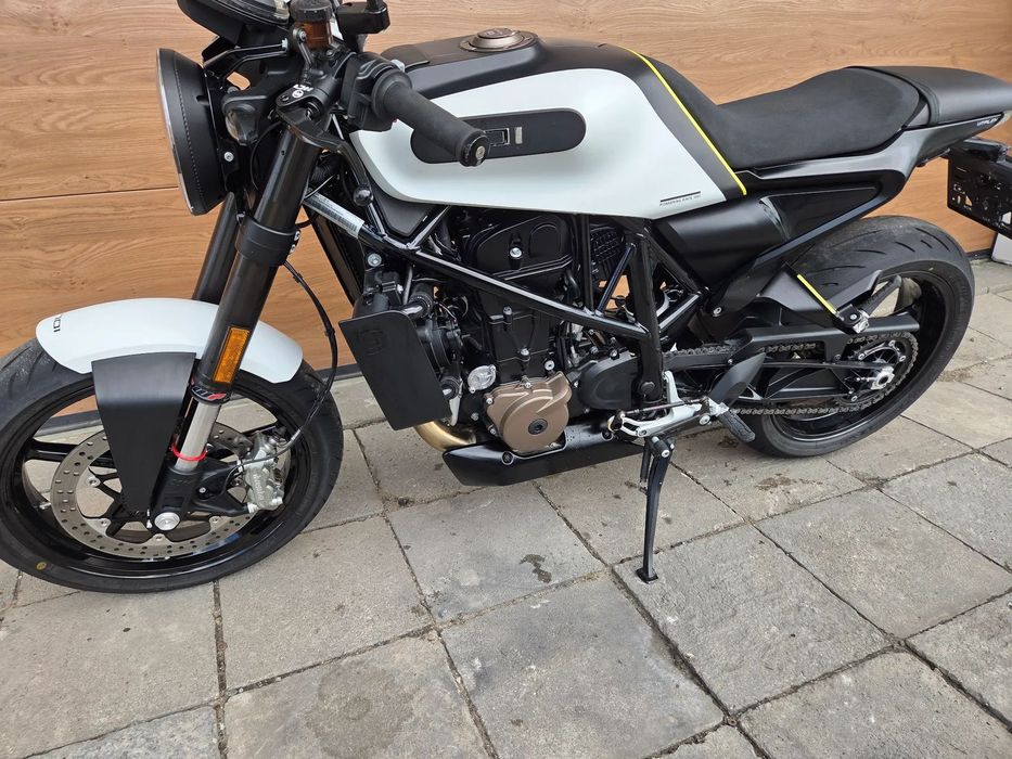 Husqvarna Vitpilen Stan salonowy
