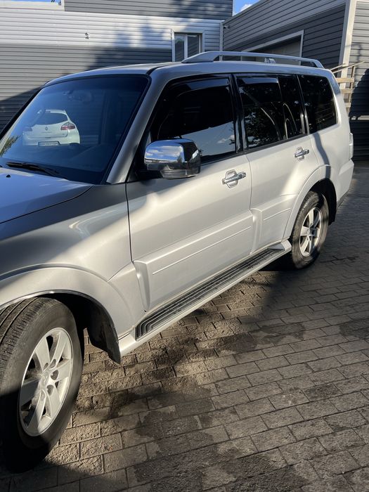 Mitsubishi Pajero Wagon 4 3.0 2008