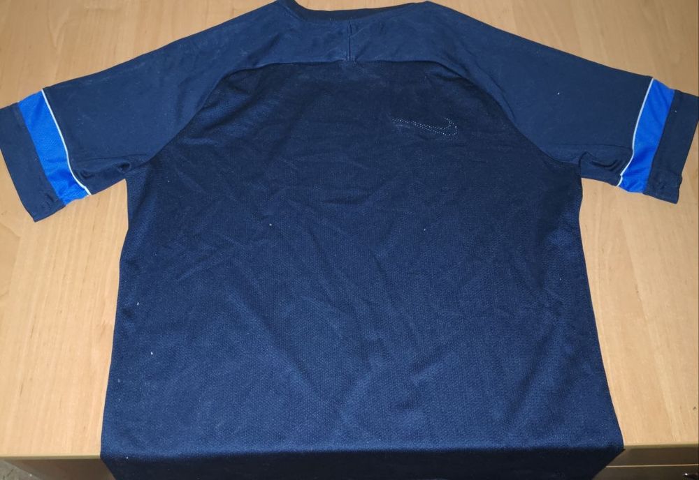 Футболка Nike DRI-FIT