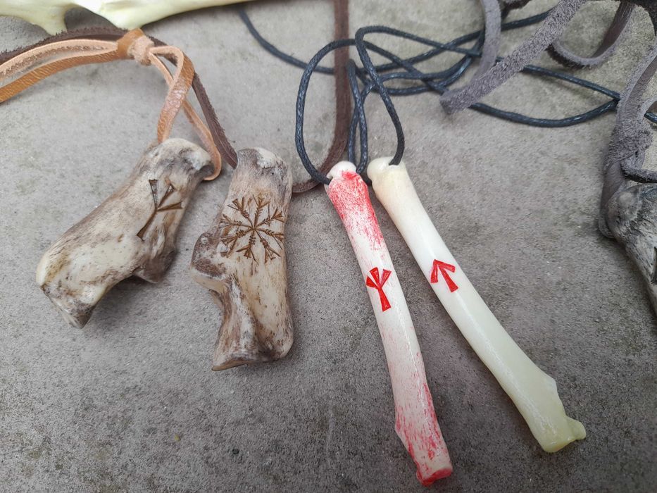 Кости волка Кістки вовка.