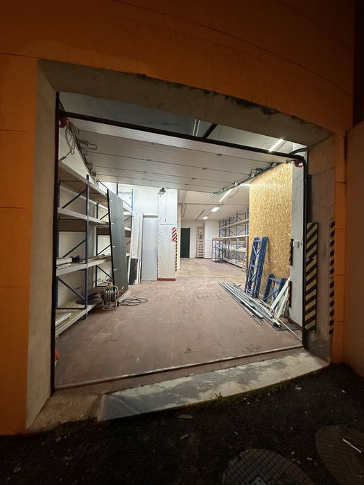 Armazem com 100m2 Algueirao /Sintra