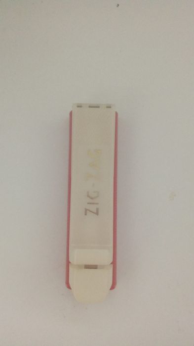 Máquina de fazer cigarro