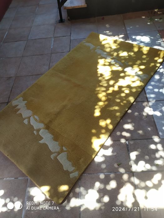 Tapete de quarto de criança do gato preto