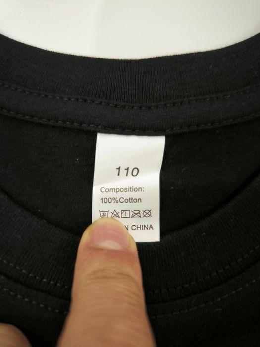 T-shirt de menino nova- 5 anos
