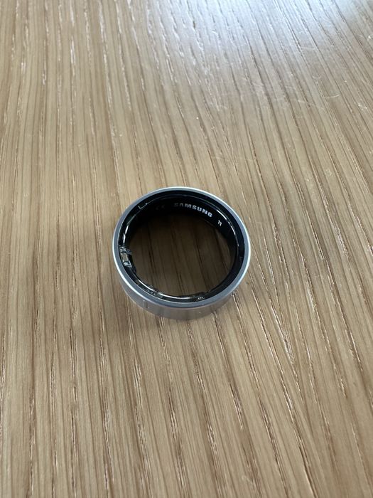 Samsung Galaxy Ring q501