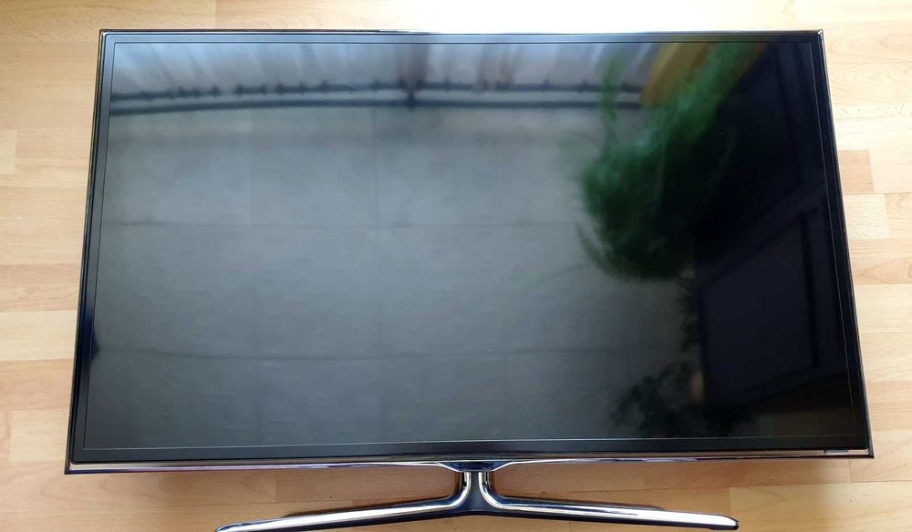 TV Samsung UE40ES6800 Ful HD 3D + pilot