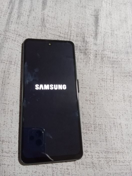 Телефон Samsung galaxy s25