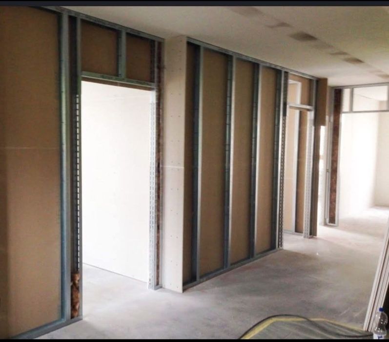 Trabalho com pladur, pinturas, piso frutuante e remodelações em geral.