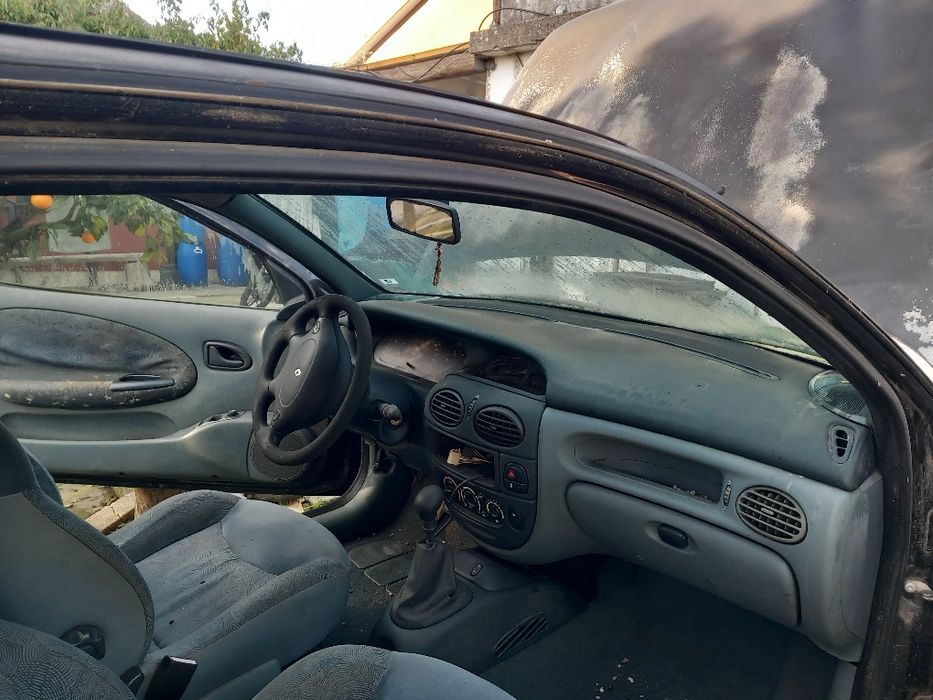 Renaul Megane 1.6 coupe 16v