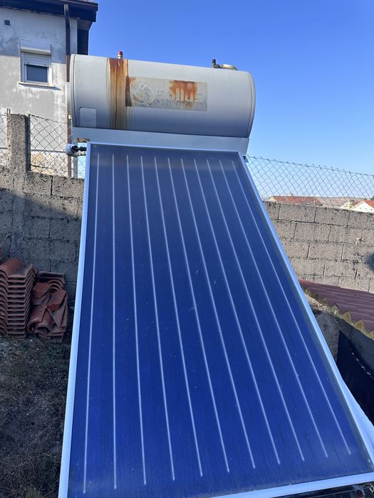 Painel solar termosifão