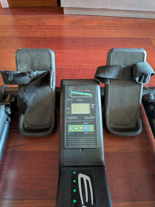 Máquina de remo para exercício físico453115574642944002