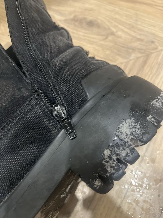 balenciaga strike boots страйки