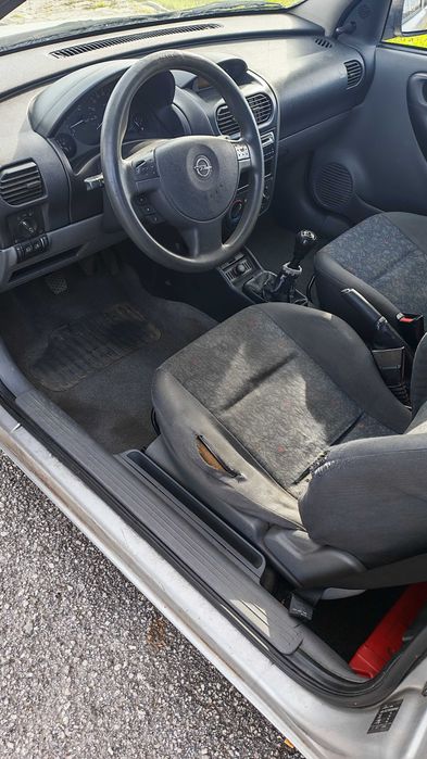 Opel corsa c 1.7