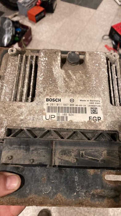 ECU sterownik komputer OPEL ASTRA H 1.9 CDTI 55.18.9924 0.281.011667
