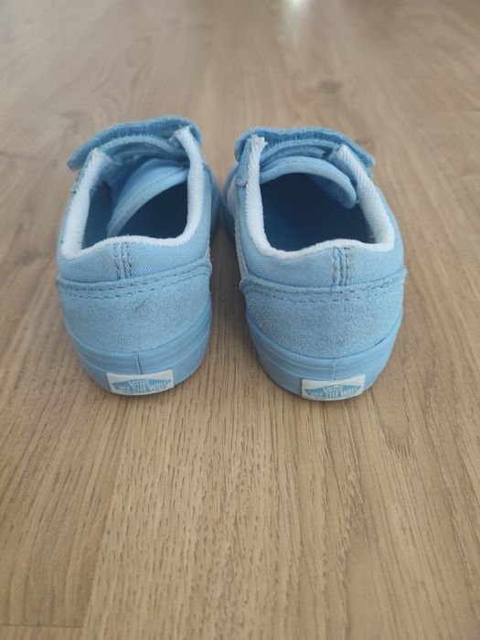 Dziecięce tenisówki błękitne Vans roz. 23.5