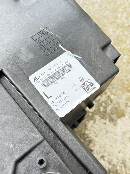Фара Volkswagen Tiguan 2021 2022 2023 2024