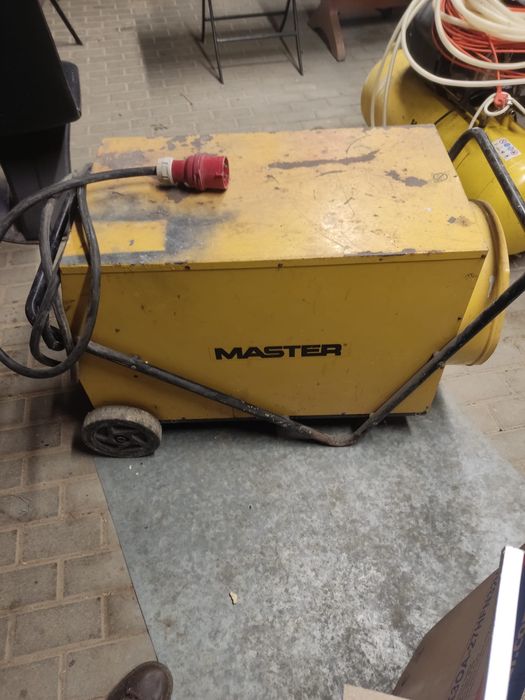 2 × Nagrzewnica elektryczna MASTER B 30 EPR 30 kW – 400 V