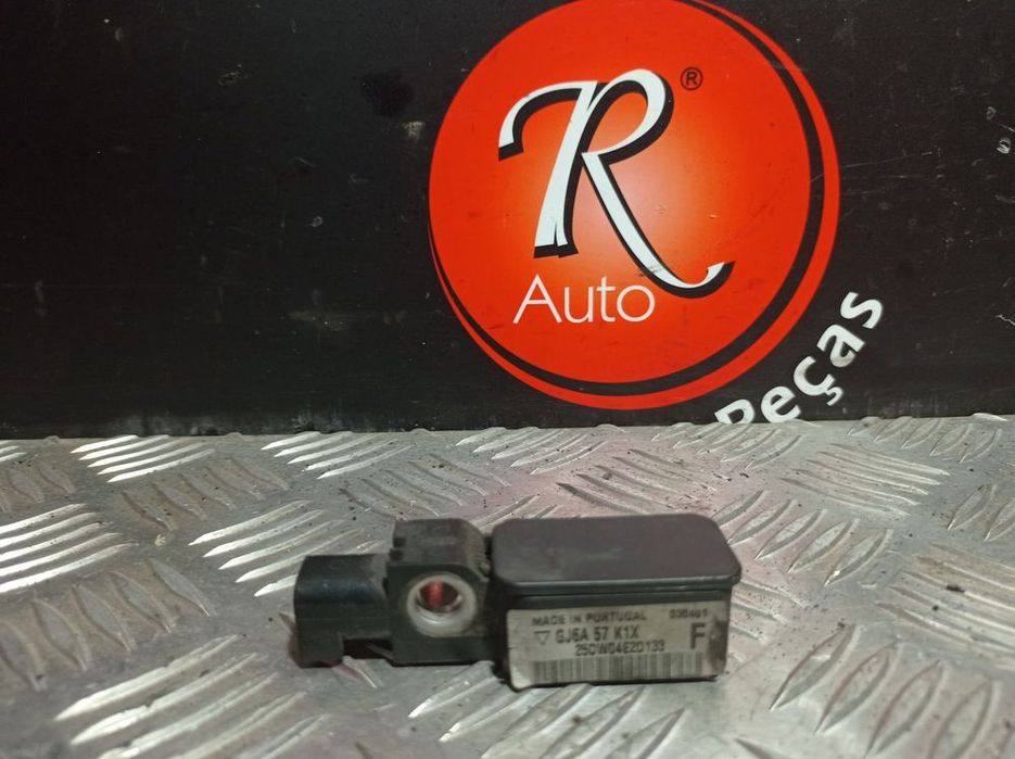 Sensor De Impacto Mazda 6 Hatchback (Gg)