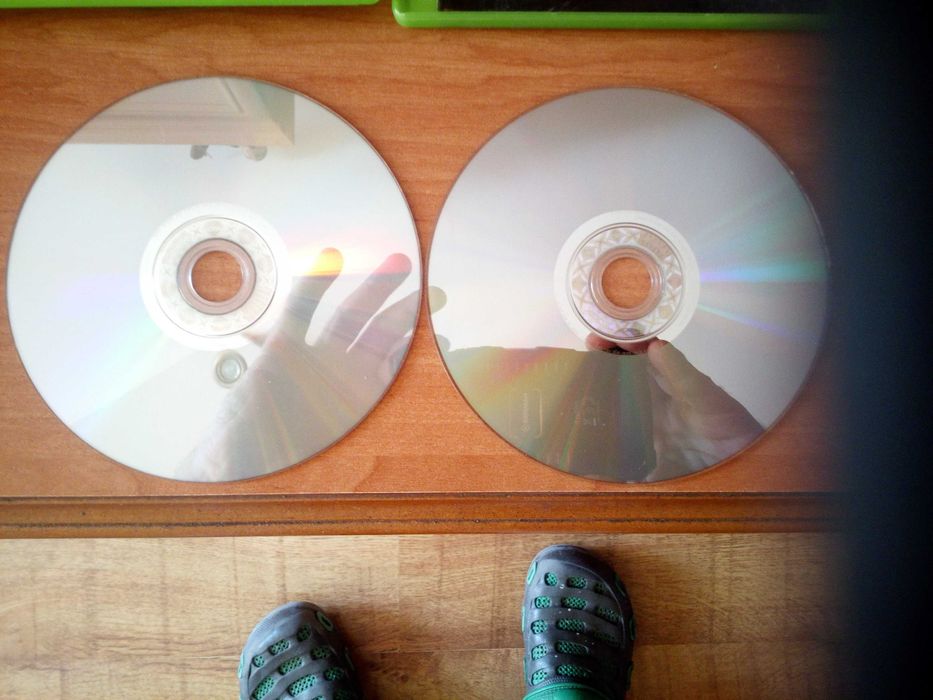 Sprzedam dwie gry na Xboxa 360 Call od diuty 1 i 2 polecam serdecznie.