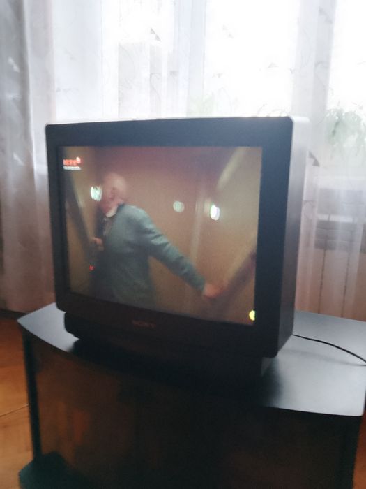 Телевізор Sony 21 діагональ