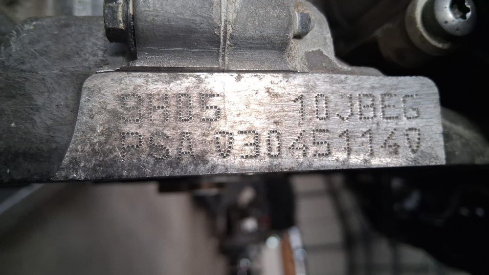 Motor 9HR Peugeot 3008 1.6 HDI 112cv