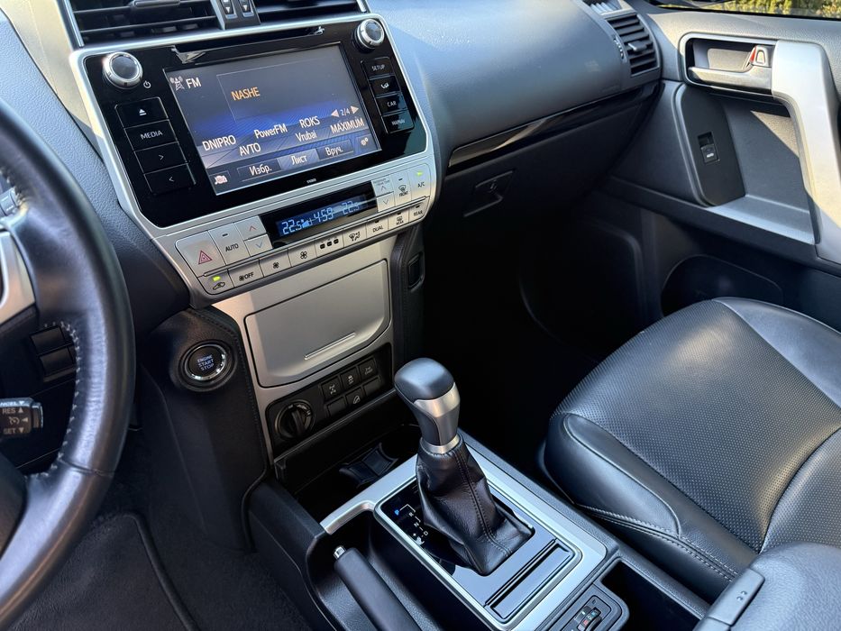 Toyota Land Cruiser Prado 2019 VIN JTEBU3FJ20K170293 фото оголошення 15 з 24