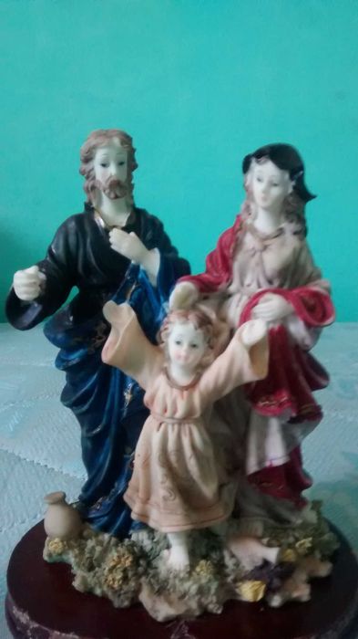 Estatueta em marfinite