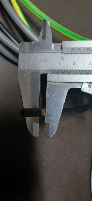Cabo  32A e 3M de  5mm para carregadores