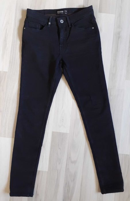 Spodnie CROPP slim jak NOWE W28 L32
