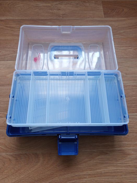 Ящик-органайзер для рыбацких снастей