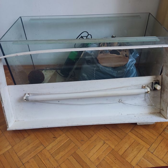 Akwarium 112 l 80×35×40 cm + wyposażenie – komplet
