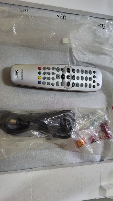 Philips DVDR 5350H nagrywarka/odtwarzacz DVD z dyskiem 160 gb