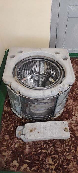 Стиральная машинка Indesit WISL105X
