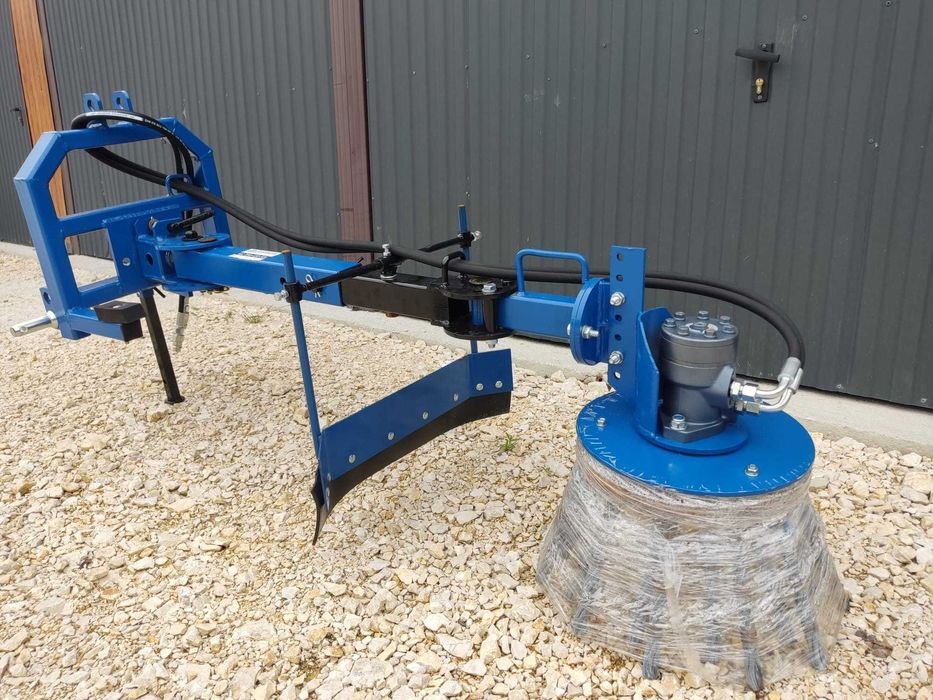 Odchwaszczacz hydrauliczny do kostki krawężników szczotka