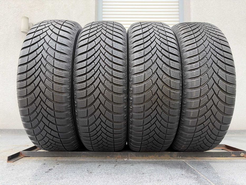 4szt zimowe 215/65R16 Semperit 8,5mm 2025r Po jednym sezonie! Z1335 gwarancja