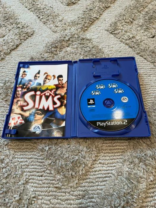 The sims gra na ps2