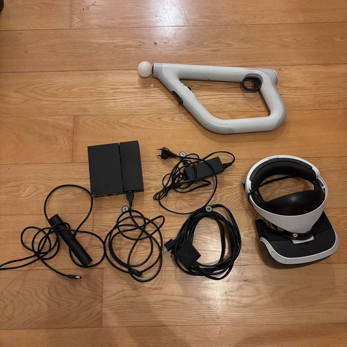 PlayStation VR & VR Aim Controller Alfragide • OLX.pt