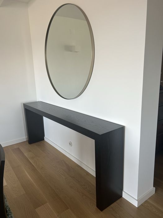 Consola Wengué em estado novo