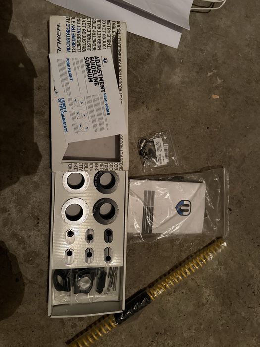 Mondraker Summum Pro 27.5 Downhill