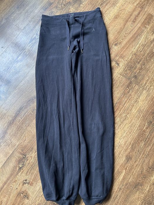 Cienkie spodnie dresowe HM sport XS