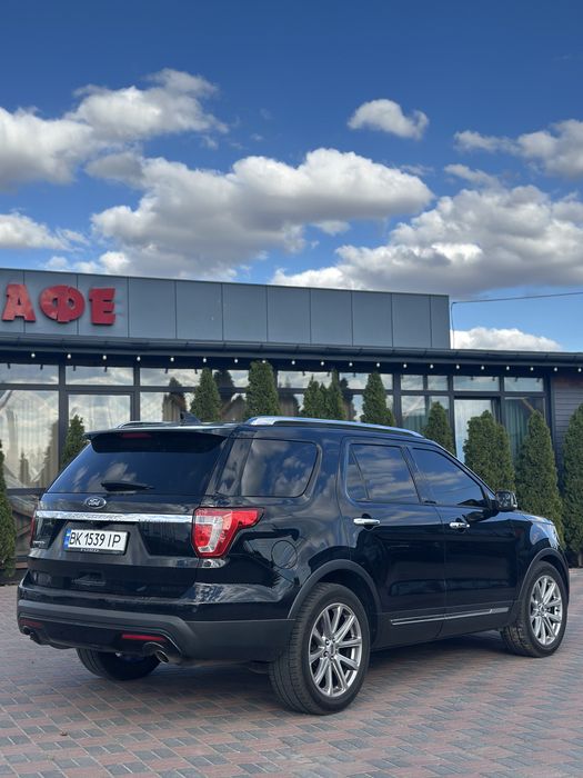 Ford Explorer Limited