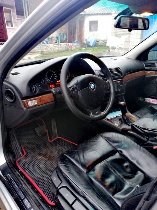 Продам бмв е39 туринг